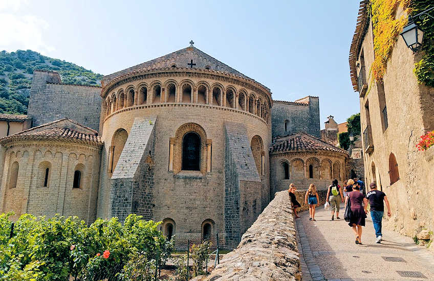 Cultuurclub NVLR bezoekt St. Guilhem-le-Désert