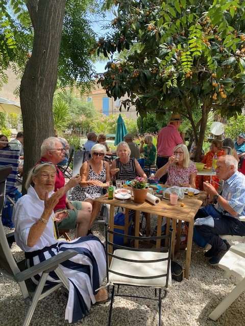 Lazy Sunday In the Garden