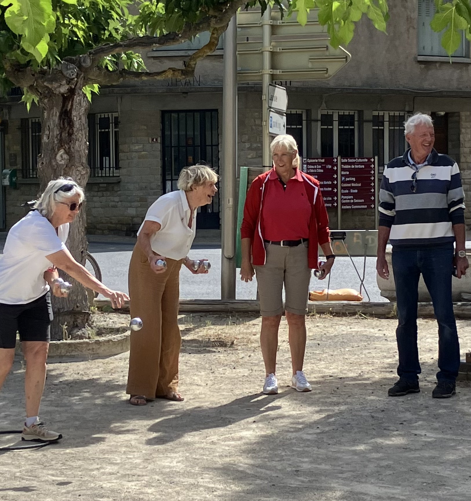 Petanque in Siran